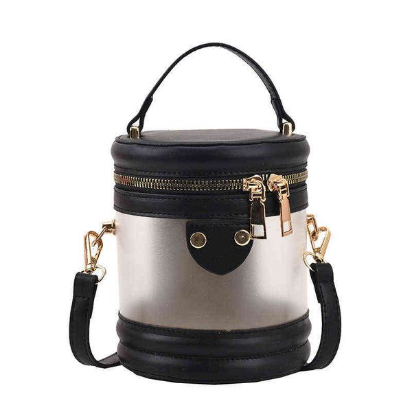 evening bags mini translucent totes barrel shaped handbags 2022 luxury fashion designer pu leather women s shoulder crossbody bag lady brand
evening bags mini translucent totes barrel shaped handbags 2022 luxury fashion designer pu leather women s shoulder crossbody bag lady brand