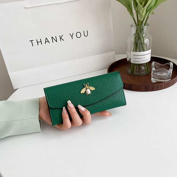 bags female long retro bee three pure color soft leather certificate bag large capacity multi-card position fashion all-match zero wallet, Red;black
bags female long retro bee three pure color soft leather certificate bag large capacity multi-card position fashion all-match zero wallet, Red;black