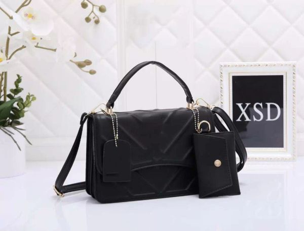 fashion designer brand shoulder bag and purse two-piece set, lady purse handbag under arm
fashion designer brand shoulder bag and purse two-piece set, lady purse handbag under arm