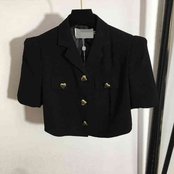 designer summer new suit love button short suit jacket - hardware chain belt pleated skirt, White
designer summer new suit love button short suit jacket - hardware chain belt pleated skirt, White