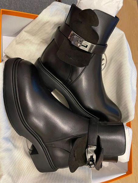 winter luxury kelly veo ankle boots black calfskin leather lock women combat booties ladies martin knight booty comfort walking eu35-42
winter luxury kelly veo ankle boots black calfskin leather lock women combat booties ladies martin knight booty comfort walking eu35-42