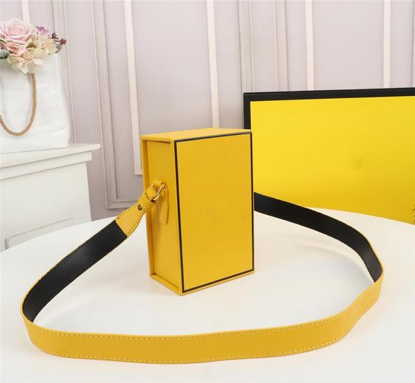 2021 ladies luxury designer shoulder messenger mini bags yellow square bag classic fashion casual brand trendy style wholesale 2024
2021 ladies luxury designer shoulder messenger mini bags yellow square bag classic fashion casual brand trendy style wholesale 2024