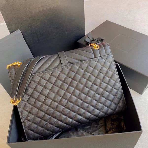 new high-end custom luxury brand handbag female chain messenger bag caviar mailman bag y leather
new high-end custom luxury brand handbag female chain messenger bag caviar mailman bag y leather