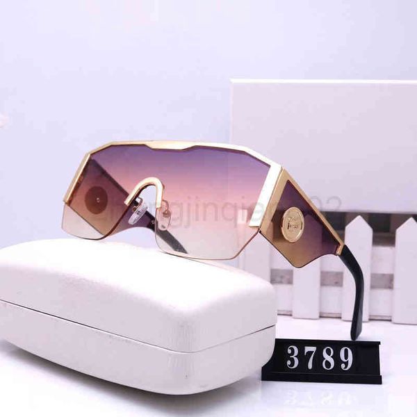 designer medussa sunglasses cycle luxurious fashion vintage baseball sport men's and women's street shooting travel oversized gg c, White;black
designer medussa sunglasses cycle luxurious fashion vintage baseball sport men's and women's street shooting travel oversized gg c, White;black