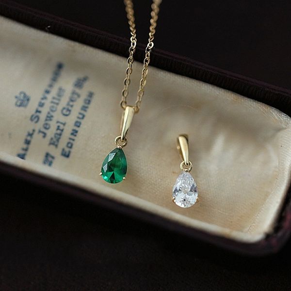 925 sterling silver plated 14k white green zircon water drop pendant necklace for women wedding jewelry
925 sterling silver plated 14k white green zircon water drop pendant necklace for women wedding jewelry