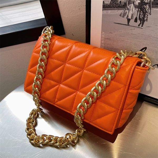 luxury leather woman bagute bags quilted fashion for women flap retro clutch handbag metal chain small shoulder bag 220608
luxury leather woman bagute bags quilted fashion for women flap retro clutch handbag metal chain small shoulder bag 220608