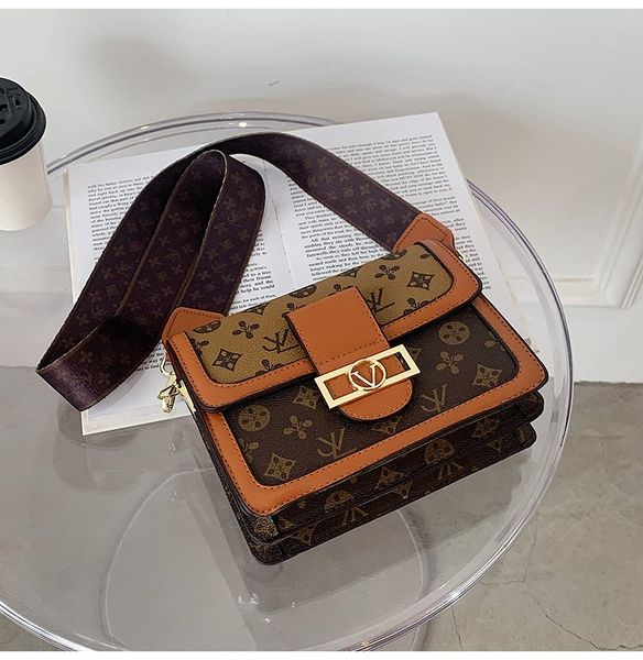 women designer handbag female two shoulder strap messenger bag goddess fashion trend pu leather crossbody bag purse bolso
women designer handbag female two shoulder strap messenger bag goddess fashion trend pu leather crossbody bag purse bolso