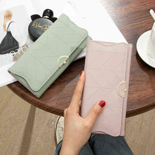 long wallet women's new niche design three fold small fresh zero wallet women's handbag 220625, Red;black
long wallet women's new niche design three fold small fresh zero wallet women's handbag 220625, Red;black