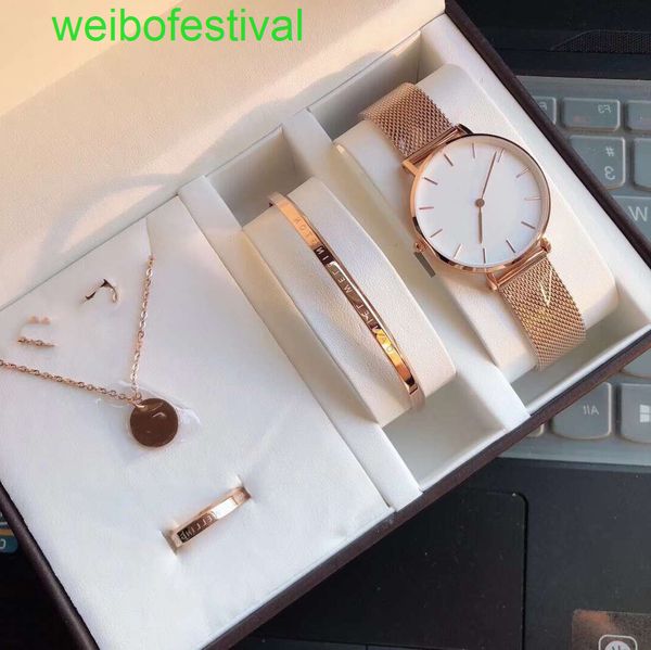 dclassic couple quartz movement watch bracelet necklace earrings ring 5-piece set box steelbelt nylon gift first choice for high-end nw, Slivery;brown
dclassic couple quartz movement watch bracelet necklace earrings ring 5-piece set box steelbelt nylon gift first choice for high-end nw, Slivery;brown