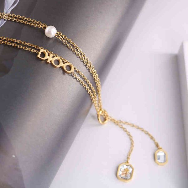 18k gold d home letter pearl double chain pull diamond five necklace female2022 brand trend fashion design versatile ladies necklace stud ea, Black
18k gold d home letter pearl double chain pull diamond five necklace female2022 brand trend fashion design versatile ladies necklace stud ea, Black