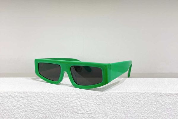 2022 cat eye sunglasses ladies small frame glasses new men's fashion retro personality glasses wholesale z2611w, White;black
2022 cat eye sunglasses ladies small frame glasses new men's fashion retro personality glasses wholesale z2611w, White;black