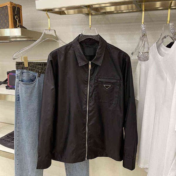 2022 men luxury jacket spring and autumn women triangle long sleeve hooded zipper windbreaker coats, Black;brown
2022 men luxury jacket spring and autumn women triangle long sleeve hooded zipper windbreaker coats, Black;brown