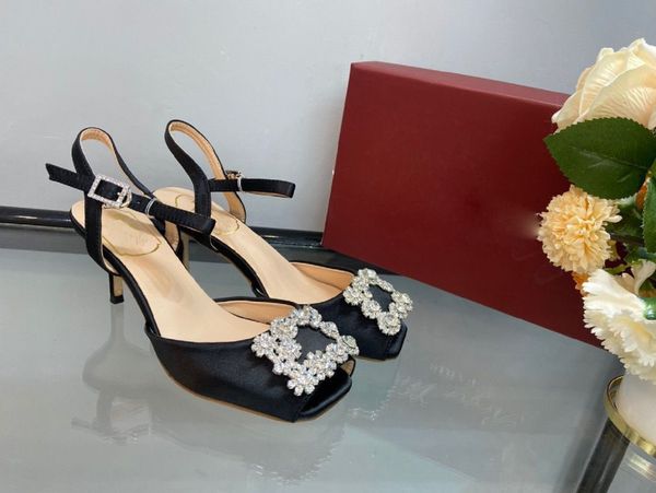 famous summer dress shoes sandals dec flower strass wedding women crystal buckle zapatos mujer point toe pumps high heels tide bridesmaids l, Black
famous summer dress shoes sandals dec flower strass wedding women crystal buckle zapatos mujer point toe pumps high heels tide bridesmaids l, Black