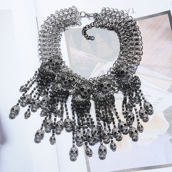 european and american retro alloy tassel choker necklace personality exaggerated electroplating female collarbone chain skull jewelry, Golden;silver
european and american retro alloy tassel choker necklace personality exaggerated electroplating female collarbone chain skull jewelry, Golden;silver