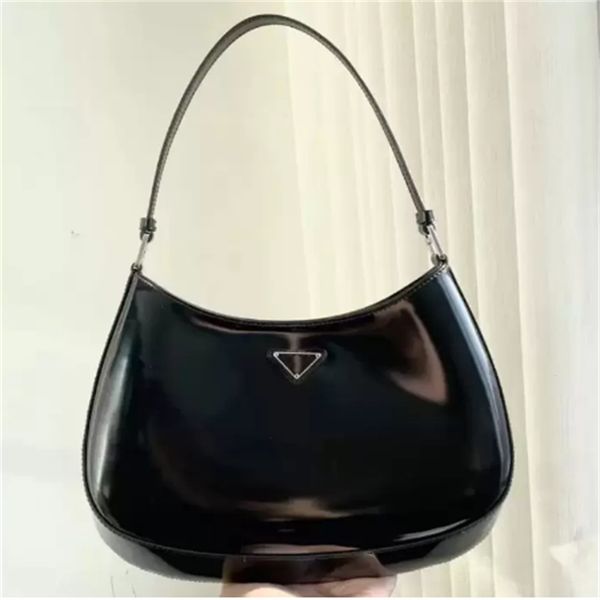 5a latest full leather bag designer handbag armpit single shoulder half moon bags tote bags for women
5a latest full leather bag designer handbag armpit single shoulder half moon bags tote bags for women