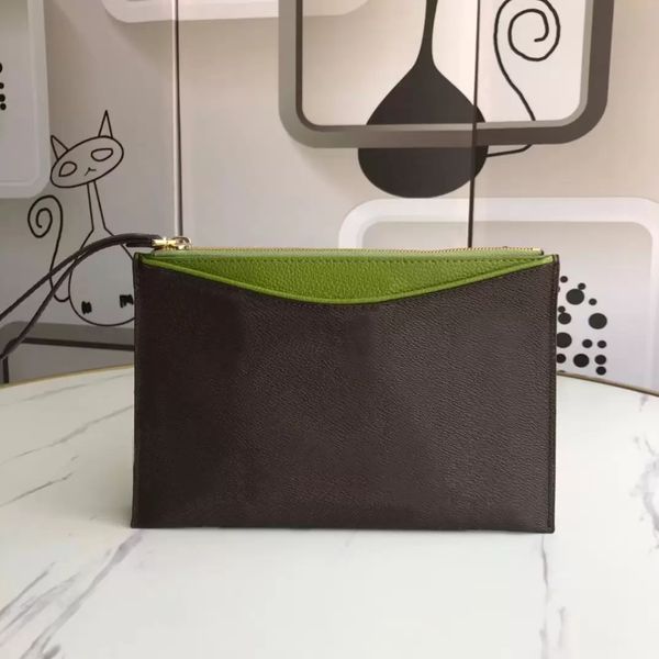 2022 new luxury designer old flower clutch bags for girls womens grade bag pattern letter fashion luxurious totes zipper handbags, Black;red
2022 new luxury designer old flower clutch bags for girls womens grade bag pattern letter fashion luxurious totes zipper handbags, Black;red