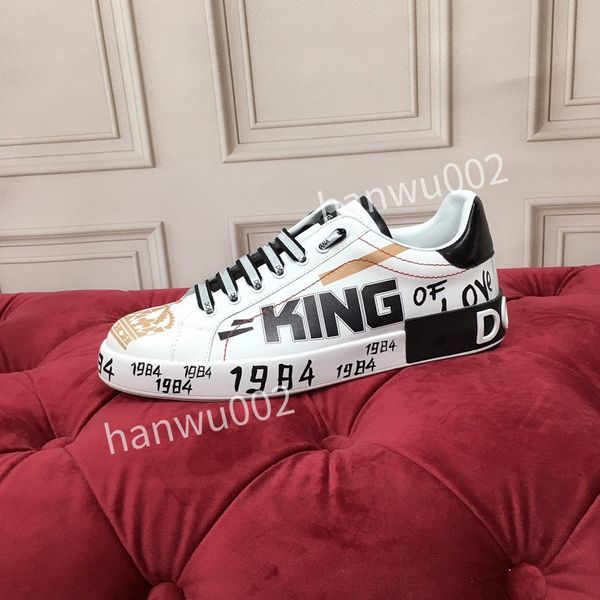 2022 men sneaker boots fashion casual shoes leather sneakers embroidery stripes shoe walking mens sports trainers size35-41 hc191004, Black
2022 men sneaker boots fashion casual shoes leather sneakers embroidery stripes shoe walking mens sports trainers size35-41 hc191004, Black