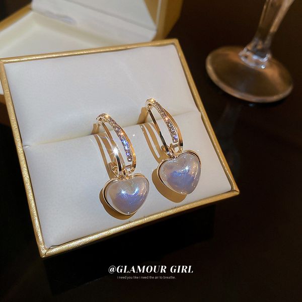 gold plated silver needle mermaid pearl hearth-shaped earrings south korea zircon earrings ins style simple wild eardrop, Golden
gold plated silver needle mermaid pearl hearth-shaped earrings south korea zircon earrings ins style simple wild eardrop, Golden