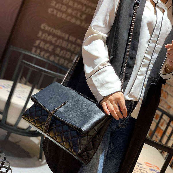 bag women 2020 new women's messenger fashion lingge embroidered small square bag korean version versatile one shoulder chain
bag women 2020 new women's messenger fashion lingge embroidered small square bag korean version versatile one shoulder chain