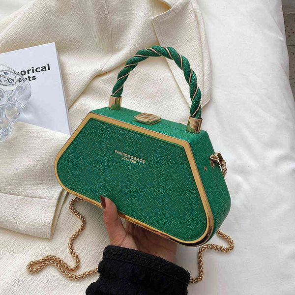evening bag hard box shape pu crossbody with short handle for women 2022 shoulder handbags and purses lady travel cute tote 0623
evening bag hard box shape pu crossbody with short handle for women 2022 shoulder handbags and purses lady travel cute tote 0623