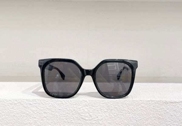 sunglasses for woman and mens designer retro summer 0370 anti-ultraviolet round full frame driving fishing fashion random box, White;black
sunglasses for woman and mens designer retro summer 0370 anti-ultraviolet round full frame driving fishing fashion random box, White;black