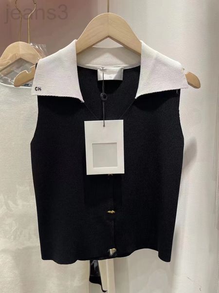 women's knits & tees designer xiaoxiangfeng 2022 summer women's temperament lapel v-neck metal single breasted knitted vest sleeve, White
women's knits & tees designer xiaoxiangfeng 2022 summer women's temperament lapel v-neck metal single breasted knitted vest sleeve, White
