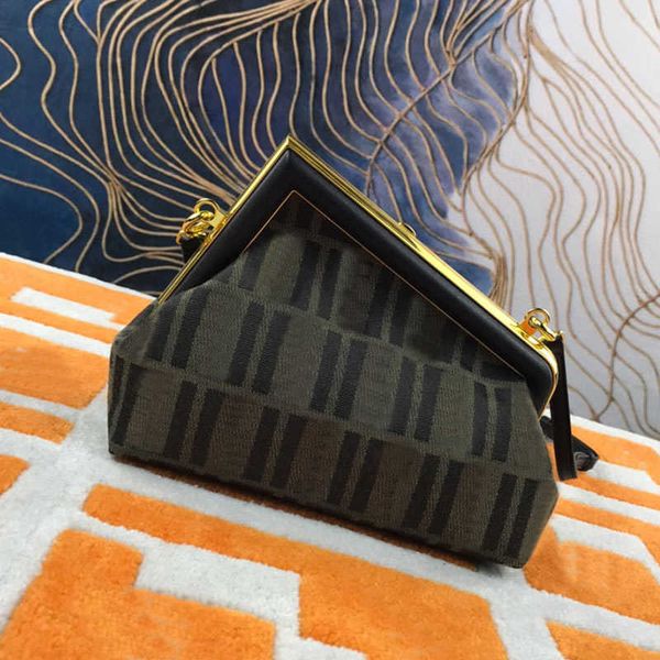handbag women clip bag crossbody handbag dumplings bags genuine leather handbags detachable shoulder strap marble canvas internal
handbag women clip bag crossbody handbag dumplings bags genuine leather handbags detachable shoulder strap marble canvas internal