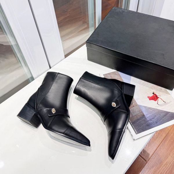 designer boots luxury boot genuine leather martin boots ankle booties woman short boot sneakers trainers slipper sandals by shoebrand w153 0, Black
designer boots luxury boot genuine leather martin boots ankle booties woman short boot sneakers trainers slipper sandals by shoebrand w153 0, Black