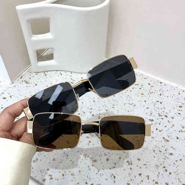 gg designer cycle luxurious cc sunglasses hip hop glasses retro new steampunk windnet red metal sunglasses womens fashion trend street shoot, White;black
gg designer cycle luxurious cc sunglasses hip hop glasses retro new steampunk windnet red metal sunglasses womens fashion trend street shoot, White;black