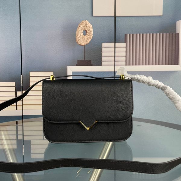 new saffiano leather crossbody bag women designers trianglar shoulder bags 22cm handbag with box
new saffiano leather crossbody bag women designers trianglar shoulder bags 22cm handbag with box