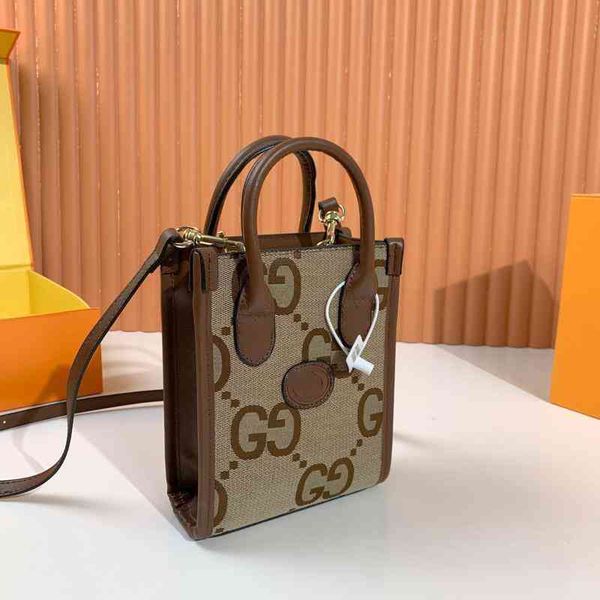small square 2022 new fashion versatile messenger single shoulder retro mini flower piano score portable women's bag luxury designer
small square 2022 new fashion versatile messenger single shoulder retro mini flower piano score portable women's bag luxury designer