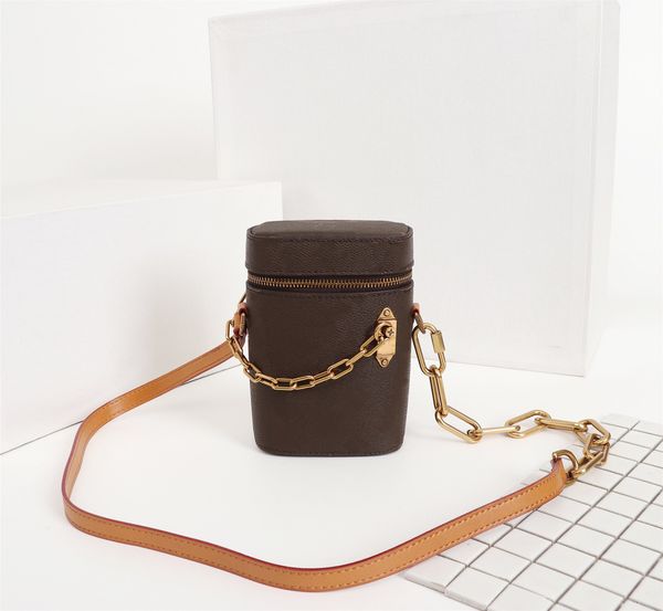 designer luxury handbags purses chalk nano bag phone box pen holder women brand classic style leather crossbody shoulder bags
designer luxury handbags purses chalk nano bag phone box pen holder women brand classic style leather crossbody shoulder bags