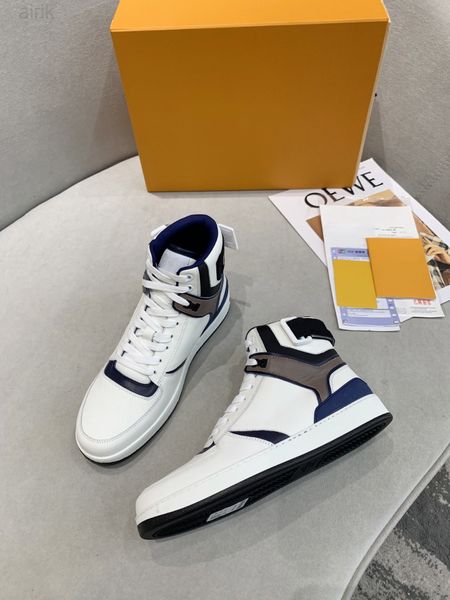 2023 soft real leather boots men's new outdoor high casual shoes lace up flat shoes classic model stitching printed sneakers, Black
2023 soft real leather boots men's new outdoor high casual shoes lace up flat shoes classic model stitching printed sneakers, Black