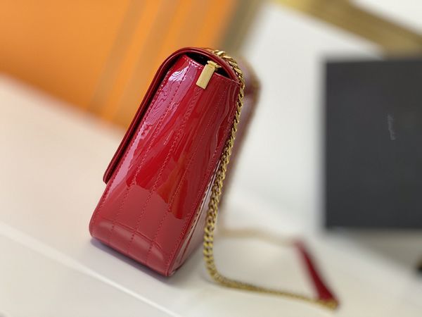 new style genuine leather women brand shoulder bags luxury handbags ladies messenger metal chain bag party, Black;red
new style genuine leather women brand shoulder bags luxury handbags ladies messenger metal chain bag party, Black;red