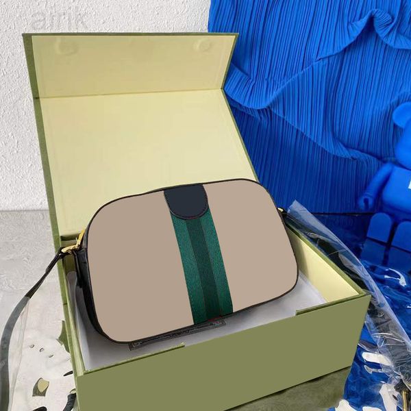 designers bags shoulder camera bag luxurys men women handbag large capacity letter printed leather wallet gifts versatile style
designers bags shoulder camera bag luxurys men women handbag large capacity letter printed leather wallet gifts versatile style