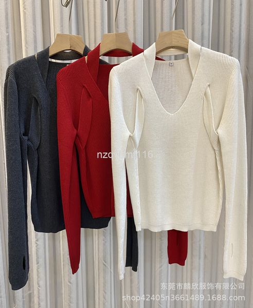 women's knits & tees 21 autumn fashion minority three wearing method v-neck slim fitting backing sweet cashmere cotton long sleeve leak, White
women's knits & tees 21 autumn fashion minority three wearing method v-neck slim fitting backing sweet cashmere cotton long sleeve leak, White
