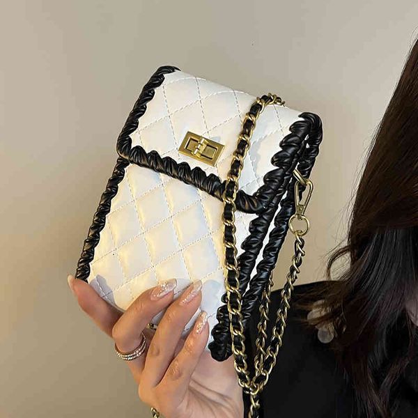 bags handbags this year's popular lingge chain small for women 2022 summer fashion versatile mobile phone messenger single shoulder, Black;red
bags handbags this year's popular lingge chain small for women 2022 summer fashion versatile mobile phone messenger single shoulder, Black;red