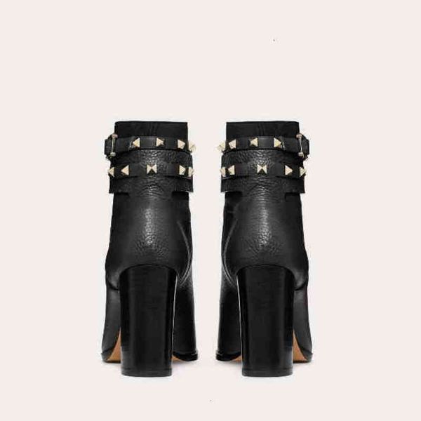 wine-red,black calfskin leather elegant women rock stud ankle boot luxurious brand rocks high heels party wedding rrj9
wine-red,black calfskin leather elegant women rock stud ankle boot luxurious brand rocks high heels party wedding rrj9