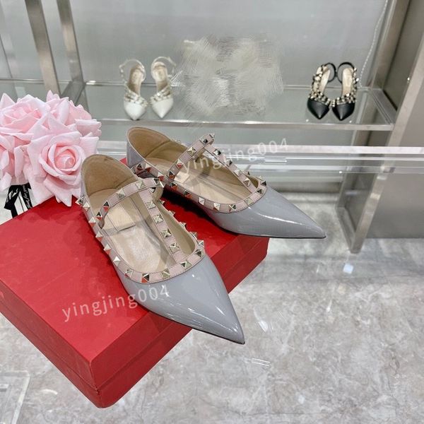 dress shoes sandals designer luxury gold single shoes womens french style with skirt temperament thin heel pointed waterproof platform high, Black
dress shoes sandals designer luxury gold single shoes womens french style with skirt temperament thin heel pointed waterproof platform high, Black
