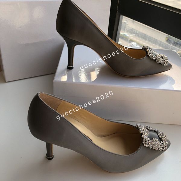 2022 designer- party wedding shoes bride women ladies sandals fashion dress shoes pointed toe high heels leather glitter size35-40, Black;red
2022 designer- party wedding shoes bride women ladies sandals fashion dress shoes pointed toe high heels leather glitter size35-40, Black;red