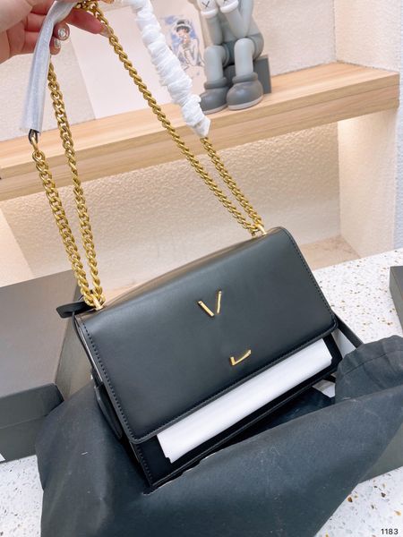 designers shoulder bag luxury tote purse handbag message bags cluth brand classic genuine leather lady crossbody gift box 26cm gold chain
designers shoulder bag luxury tote purse handbag message bags cluth brand classic genuine leather lady crossbody gift box 26cm gold chain