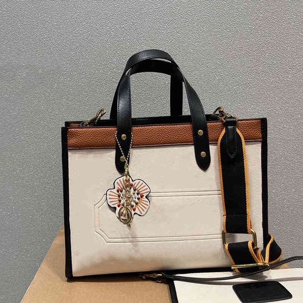 the totes bags leather luxurys handbag designer tote bag women fashion color matching shoulder crossbody large beach work bag shopping bags
the totes bags leather luxurys handbag designer tote bag women fashion color matching shoulder crossbody large beach work bag shopping bags