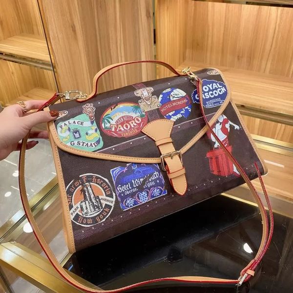 style messenger bag graffiti badge print handbag purse adjustable belt shoulder old flower flap crossbody bags tote bags pocket
style messenger bag graffiti badge print handbag purse adjustable belt shoulder old flower flap crossbody bags tote bags pocket
