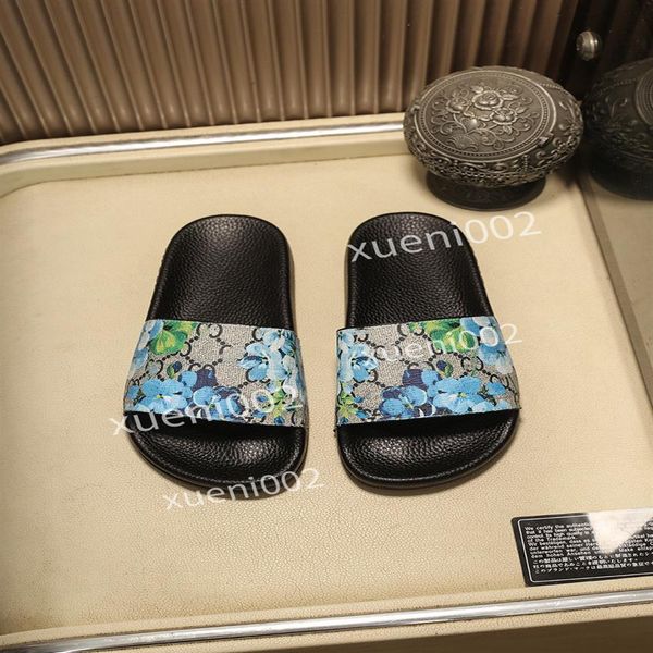 2022 men women slides summer beach indoor flat sandals slippers bees green red blue house flip flops 35-46 zf2101033239, Black
2022 men women slides summer beach indoor flat sandals slippers bees green red blue house flip flops 35-46 zf2101033239, Black