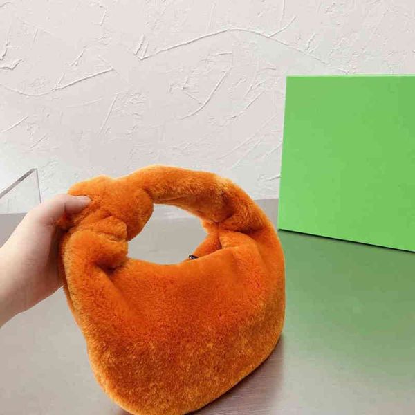 clutch bags women handbag classic knotted plush underarm crossbody messenger high capacity fashion designer wallets for lady 1122
clutch bags women handbag classic knotted plush underarm crossbody messenger high capacity fashion designer wallets for lady 1122