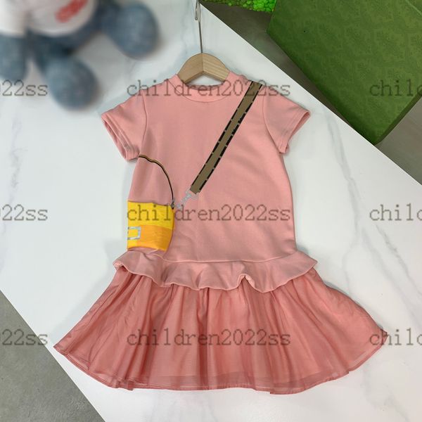 2022ss summer sport cotton dress newly high-end girls silk stitching skirts doll collar princess pleated f dress children designers kids lov, Red;yellow
2022ss summer sport cotton dress newly high-end girls silk stitching skirts doll collar princess pleated f dress children designers kids lov, Red;yellow