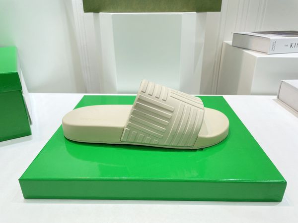 r slippers slides shoe men women sandal platform sneakers mens womens red black white yellow slide sandals trainers outdoor indoor slipper s
r slippers slides shoe men women sandal platform sneakers mens womens red black white yellow slide sandals trainers outdoor indoor slipper s