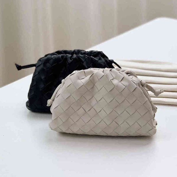 original edition brand handbags venetas's designer bag bottegass woven cloud mini soft skin dumpling 2022 korean women's fashion s
original edition brand handbags venetas's designer bag bottegass woven cloud mini soft skin dumpling 2022 korean women's fashion s