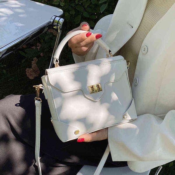 2022 new fashion all-match ladies mini handbag year's popular summer super small bag women's msenger portable
2022 new fashion all-match ladies mini handbag year's popular summer super small bag women's msenger portable