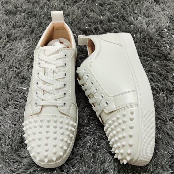 luxury men casual shoes studded sneakers red bottom sneaker spikes junior low outdoor sports trainers rivet toe low lace up outdoor runner t, Black
luxury men casual shoes studded sneakers red bottom sneaker spikes junior low outdoor sports trainers rivet toe low lace up outdoor runner t, Black